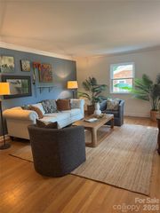 1309 Worcaster Pl, Charlotte, NC 28211