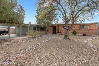 2701 N  Arcadia Ave, Tucson, AZ 85712