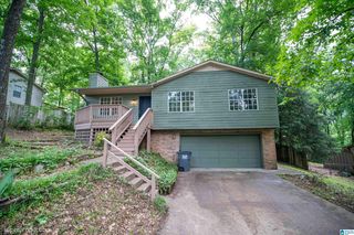 6828 Markham Dr, Trussville, AL 35173