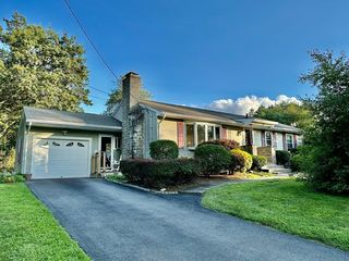 183 Glendale Rd, Attleboro, MA 02703