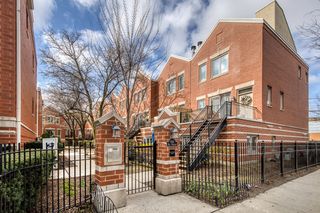 1541 W  Henderson St #G, Chicago, IL 60657