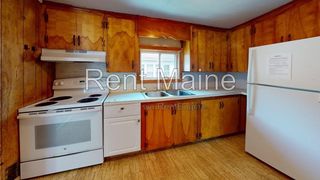 15 Park St #B, Orono, ME 04473