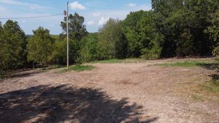 0-M Highway Jj, Mountain Grove, MO 65711