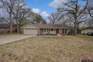 409 Hide A Way Ln E, Lindale, TX 75771