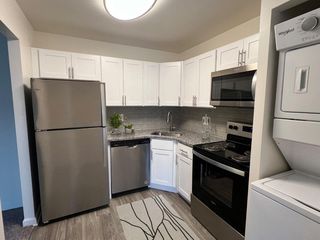 34 Dowling Cir, Parkville, MD 21234