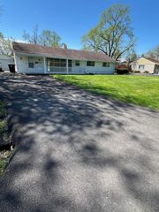 4441 182nd Pl, Country Club Hills, IL 60478