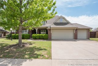 9303 N  104th East Ave, Owasso, OK 74055