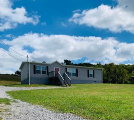1425 Lick Hollow Rd, Greeneville, TN 37743