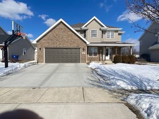 387 Woodbury Bnd, Beecher, IL 60401
