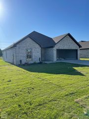 4594 Plymouth St, Jonesboro, AR 72405