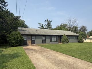 499 Greenwell Ct, Lynchburg, VA 24502