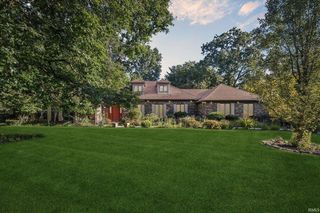 1225 E  Woodside St, South Bend, IN 46614