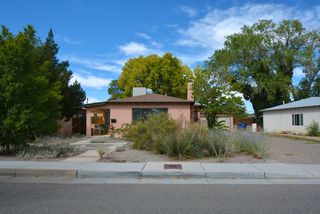 313 Montclaire Dr NE, Albuquerque, NM 87108