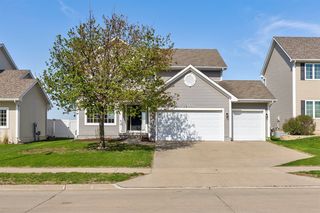 4222 132nd St, Urbandale, IA 50323
