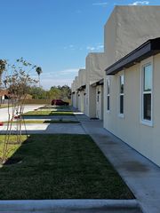 2202 N  7th St #302, Harlingen, TX 78550