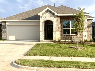 1201 Sassafras Dr, Princeton, TX 75407