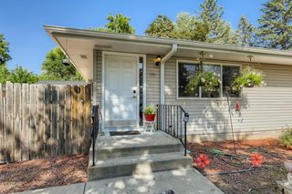 2300 Maple Ave, Minneapolis, MN 55431