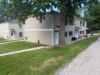 308 Heustis St #1, Yorkville, IL 60560