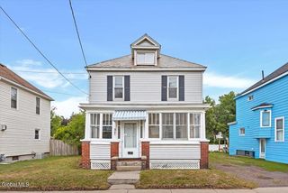 37 Chiswell Street, Schenectady, NY 12304