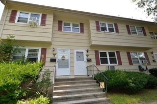 35 Coach Circle #4, Naugatuck, CT 06770