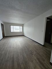3731 12th Ave SW #6, Cedar Rapids, IA 52404