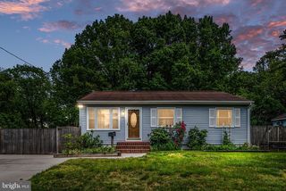 1409 Colchester Rd, Woodbridge, VA 22191