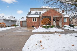 307 Murbach St, Archbold, OH 43502