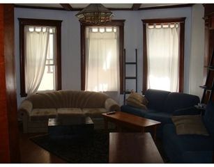 205 Rawson Rd #1, Brookline, MA 02445
