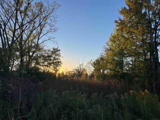 North Ave, Ray township, MI 48096
