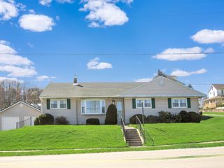 74 3rd St, Falls Creek, PA 15840