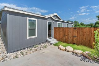 817 Thicket Trl, Granbury, TX 76048