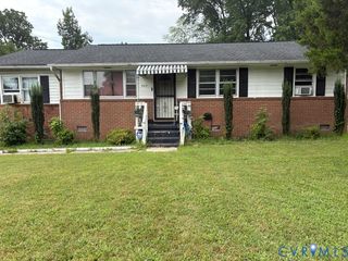 5631 Limestone Dr, Richmond, VA 23224