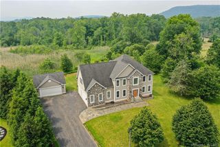 85 Great Oak Drive, Berlin, CT 06037