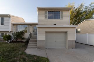 1394 W  Twin Oaks Dr, West Jordan, UT 84088