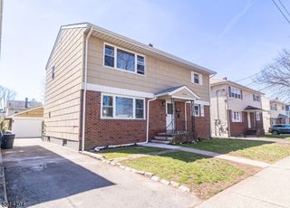 43 Division St, Bloomfield, NJ 07003