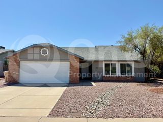 7349 W  Denton Ln, Glendale, AZ 85303