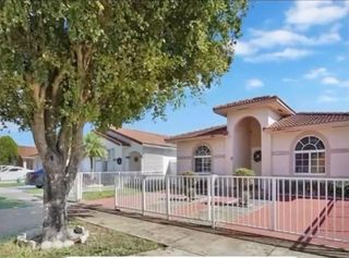 7789 W  34th Ln, Hialeah, FL 33018