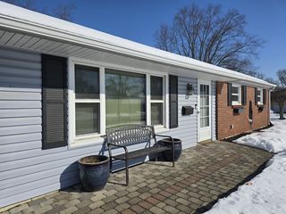 65 Tuxworth Rd, Dayton, OH 45458