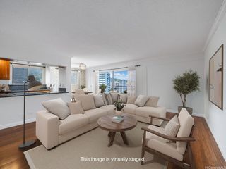 1111 Wilder Ave #10A, Honolulu, HI 96822