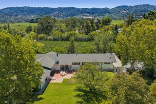 7744 Saint Helena Hwy, Napa, CA 94558