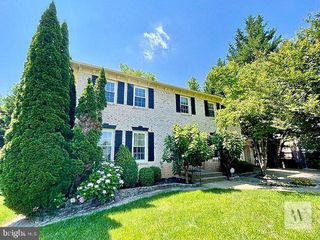 3522 Pence Ct, Annandale, VA 22003