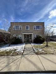2007 5th St #1W, Beaver Falls, PA 15010