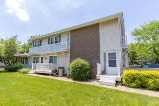 214 Bradley Ct #D28, Bloomingdale, IL 60108