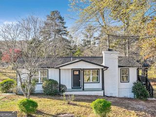 298 Barber Cir, Newnan, GA 30263