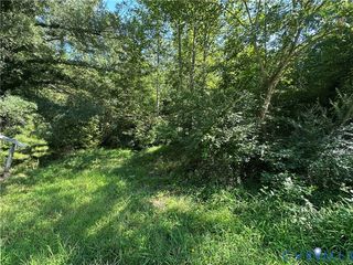 1126 Jackson Rd #A, Bumpass, VA 23024
