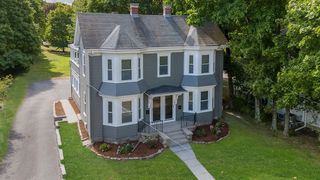 240-240 Dale St #242, Waltham, MA 02451