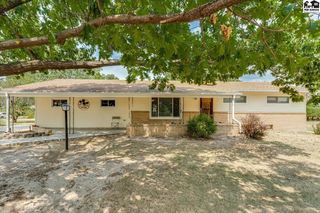1500 E  35th Ave, Hutchinson, KS 67502