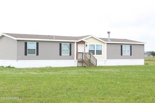 297 Basket Dr, Eunice, LA 70535
