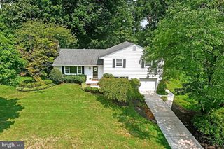 208 E  Ridgely Rd, Lutherville Timonium, MD 21093
