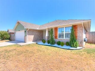 8608 NW 77th St, Oklahoma City, OK 73132